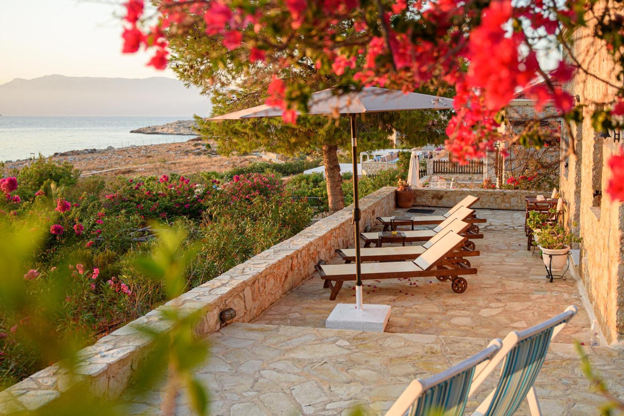 Villa Ftenagia Chalki Town Exterior photo