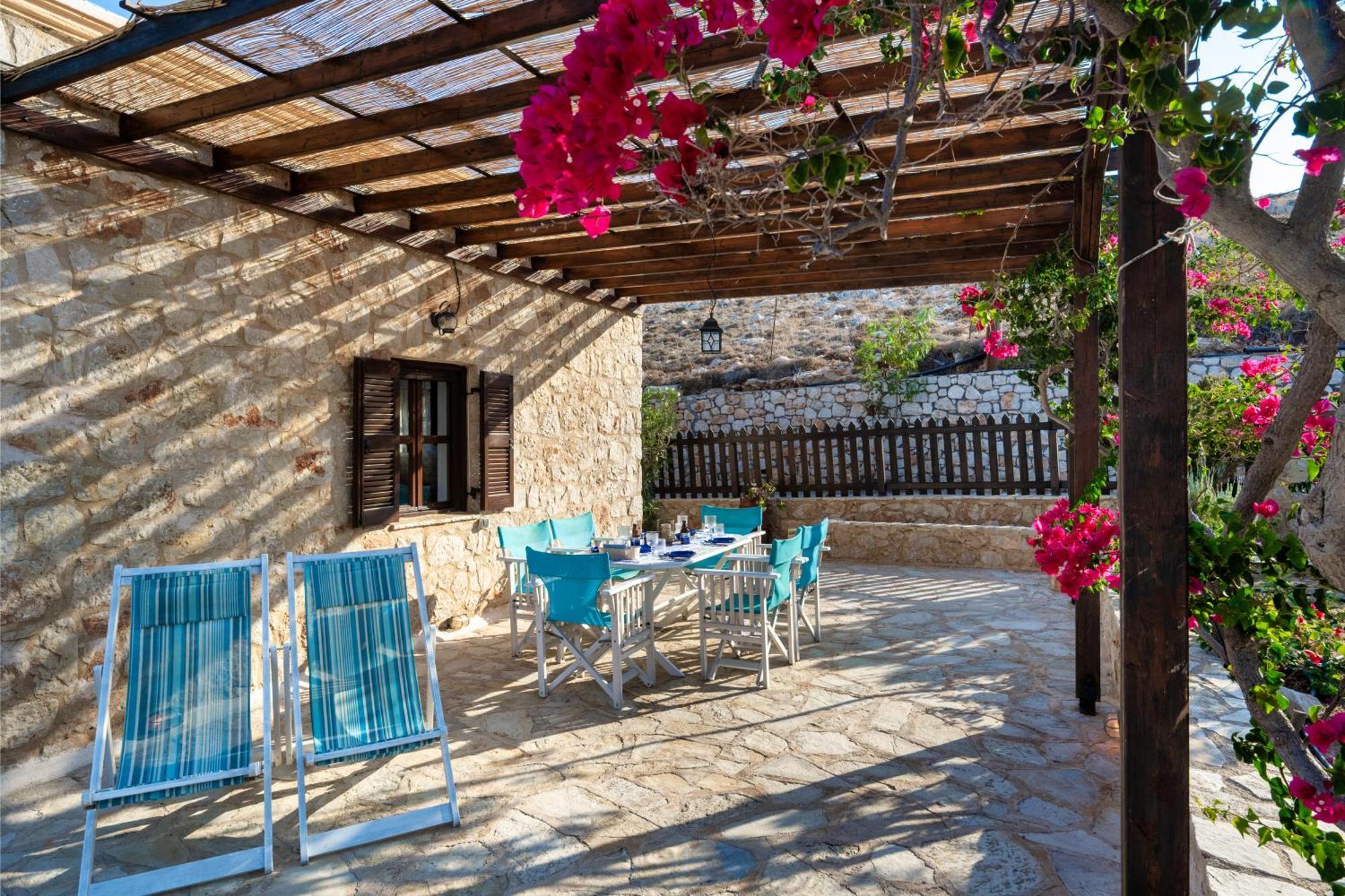 Villa Ftenagia Chalki Town Exterior photo