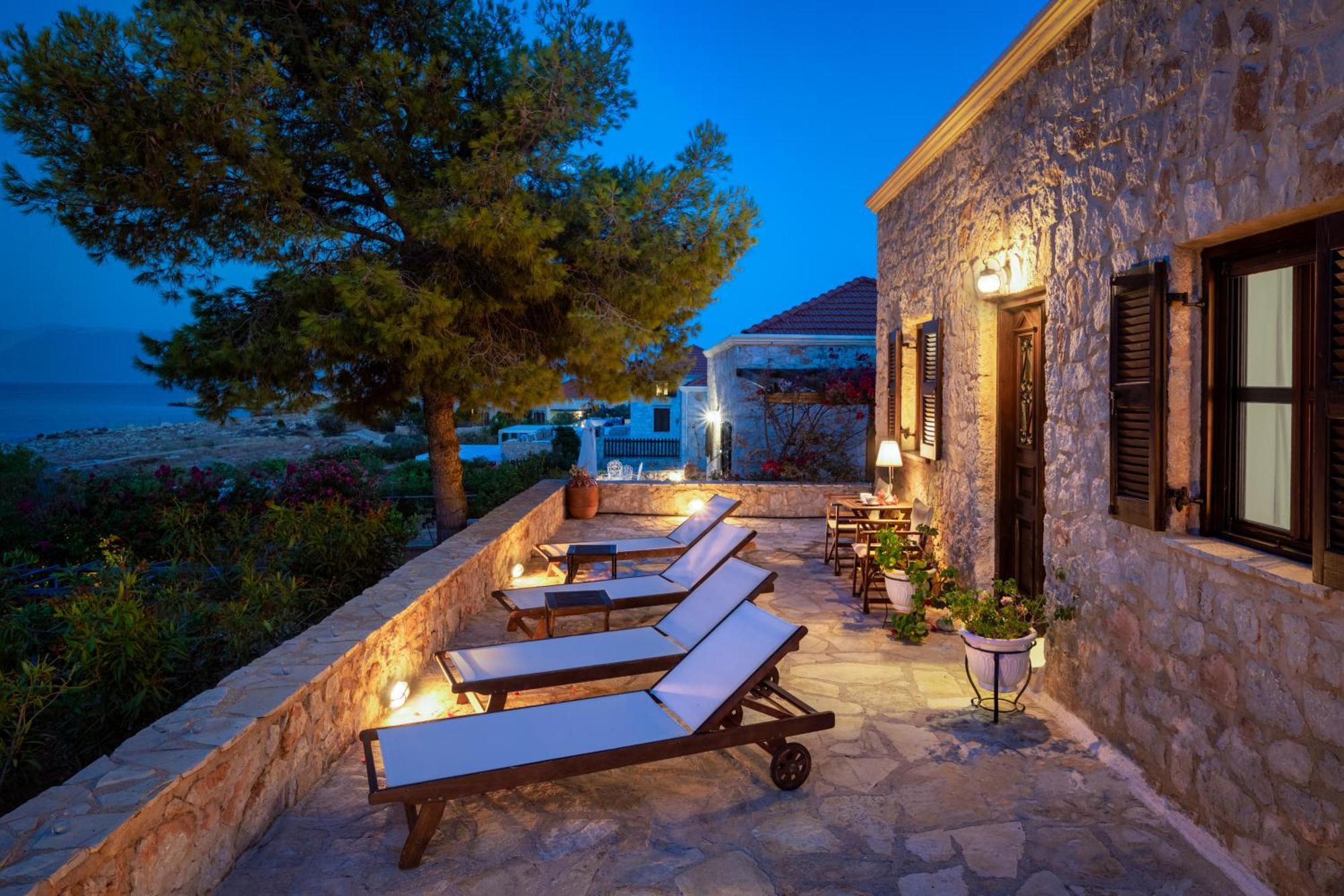 Villa Ftenagia Chalki Town Exterior photo